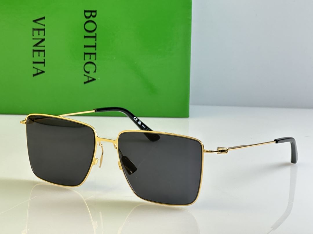 Bottega Veneta Sunglasses